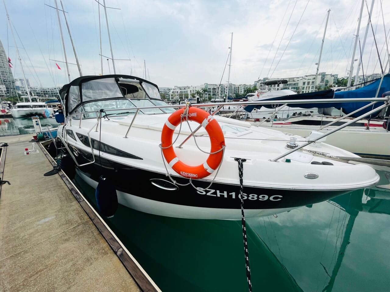 Fun @ Sea | Affordable boat rental singapore | Zenith Yacht Charters
