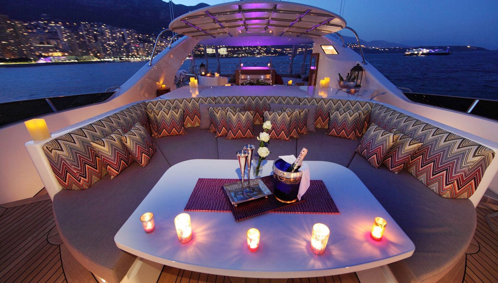 yacht anniversary dinner cruise singapore